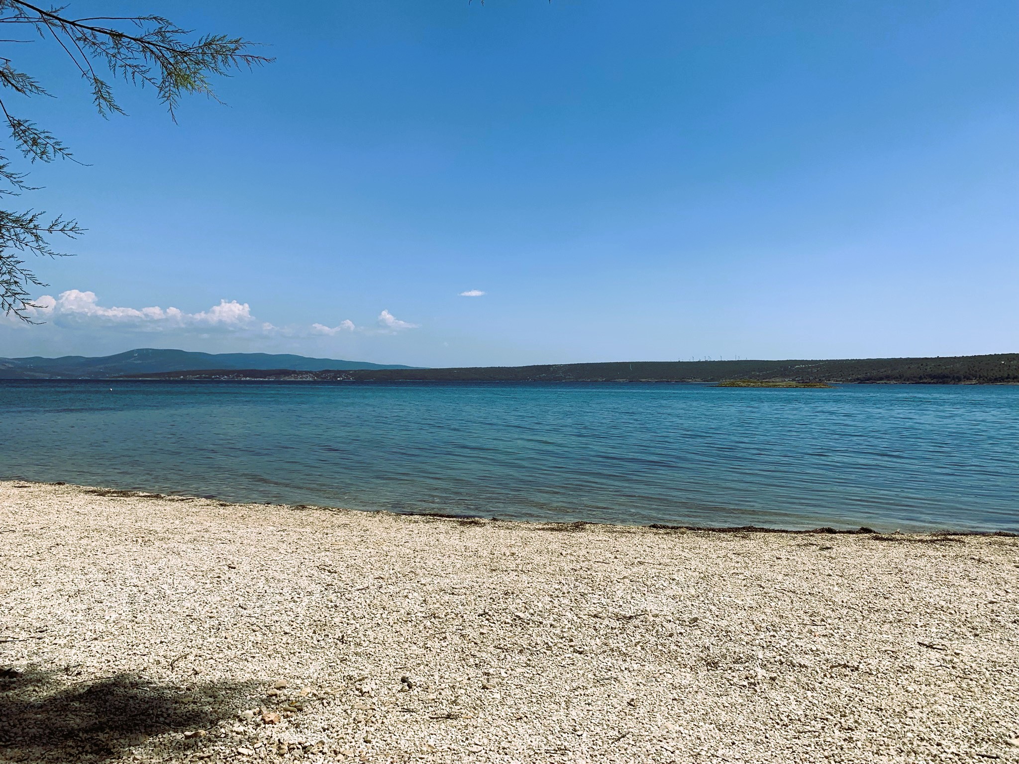 Ferienhaus mit Hund: Kieselstrand mit kristallklarem Wasser - Villa Dobri Dupin