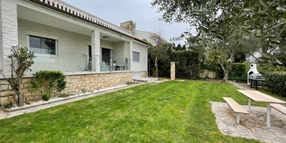 Hundehotel - Sitzplatz im Garten - Zadar - Šibenik - Villa Dobri Dupin