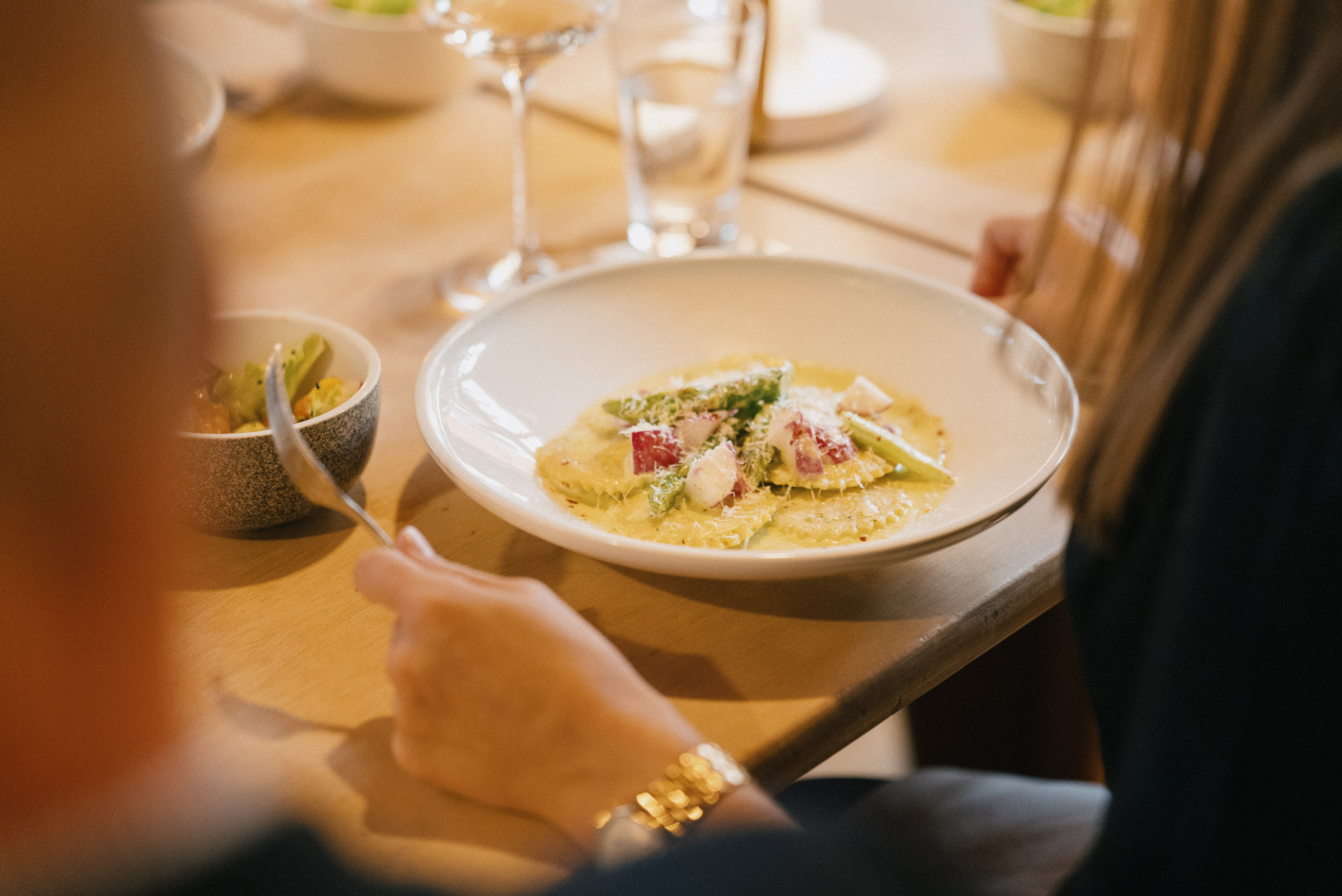 Urlaub-mit-Hund: HAUSEIGENES RESTAURANT - HOTEL DER HIRSCHEN