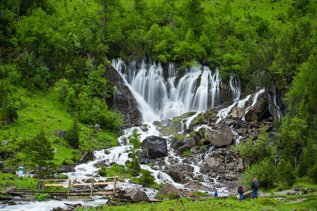 Digital Detox Hotel & Restaurant Simmenfälle  Ausflüge mit Hund Siebenbrunnen