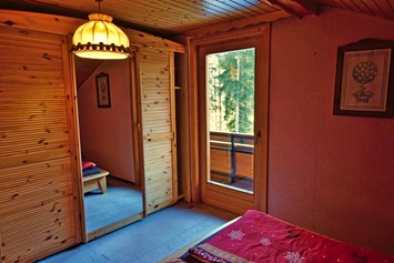 Ferienhaus mit Hund: Alle Schlafzimmer mit Balkon und Aussicht - Almchalet Goldbergleiten | Romantische Berghütte - traumhafte Sonnenlage im Nationalpark Hohe Tauern