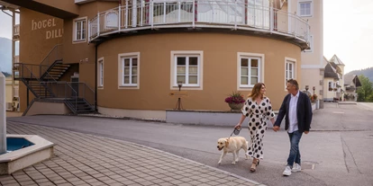 Hundehotel - Pools: Schwimmteich - Dilly - Das Nationalpark Resort