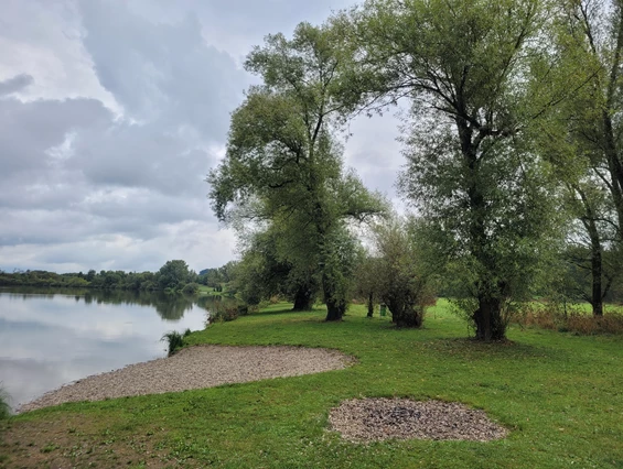 Urlaub-mit-Hund: Stausee Postmünster - Seehotel Moldan