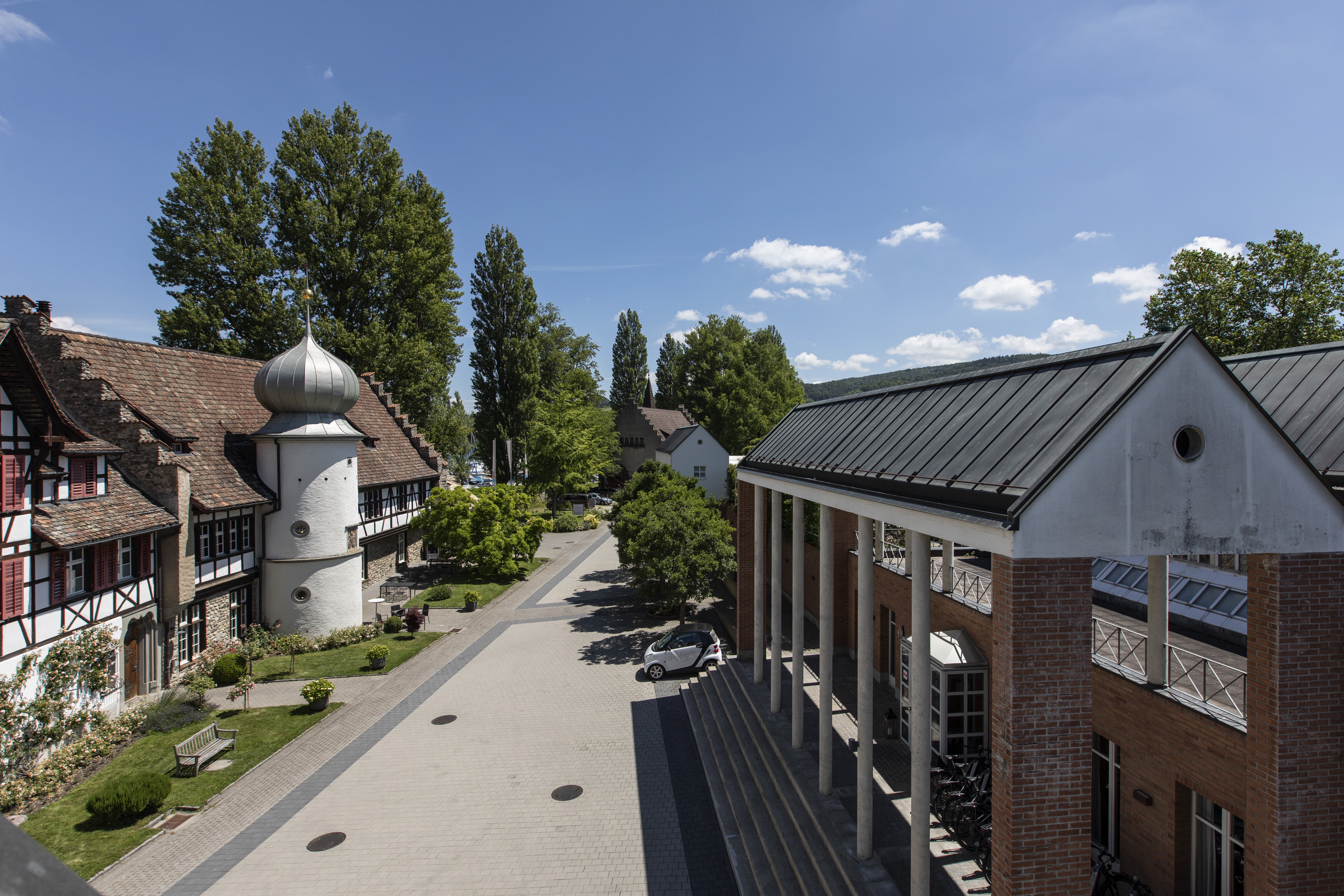 Urlaub-mit-Hund: Innenhof - See & Park Hotel Feldbach