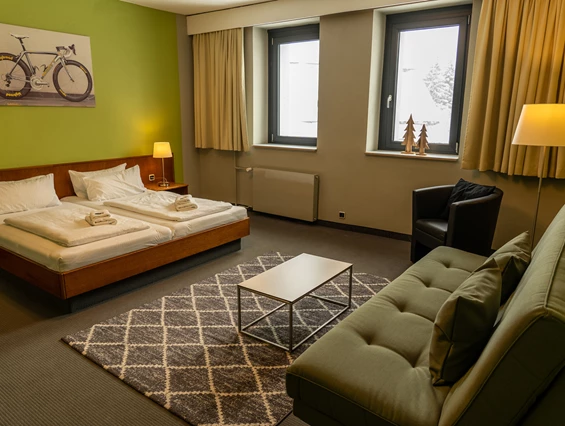 Urlaub-mit-Hund: großzügige Zimmer mit und ohne Bergblick - k1 sporthotel Kurort Oberwiesenthal