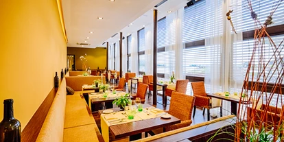 Hundehotel - Hundewiese: nicht eingezäunt - Neusiedler See - Restaurant - St. Martins Therme & Lodge 4* Superior