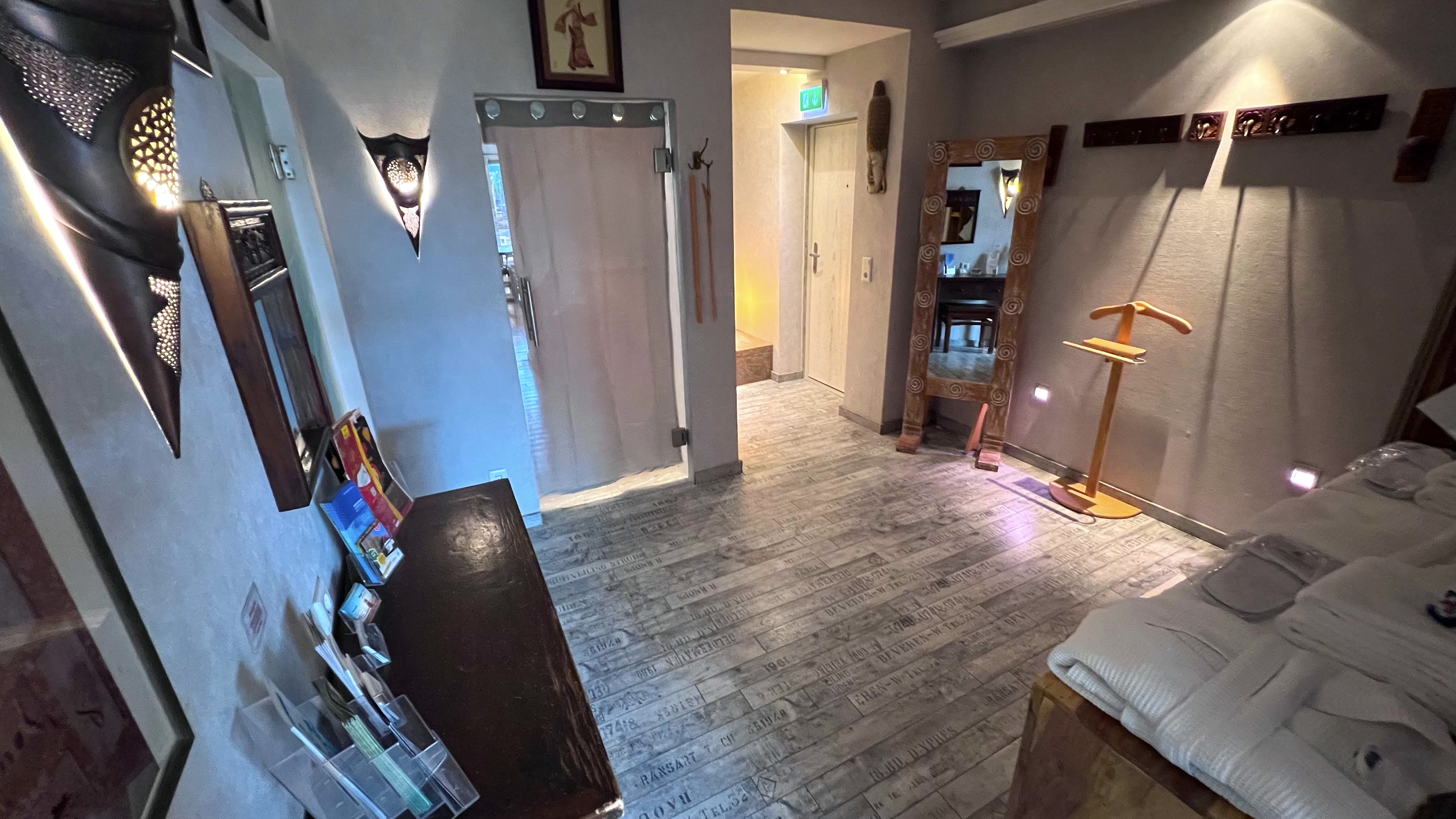 Ferienhaus mit Hund: Flur - Marcel Bruckmanns Spa