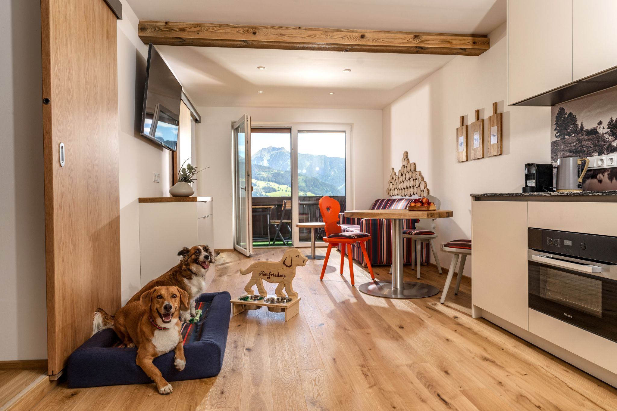 Almfrieden Hotel & Romantikchalet Zimmerkategorien PanoramaAppartement WeitBlick Nr. 4