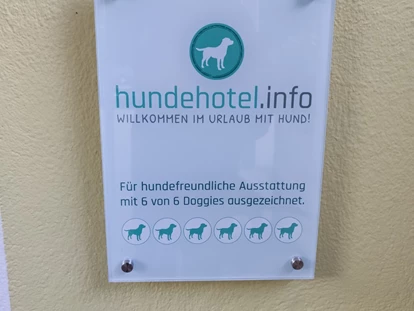 Hundehotel - Tauplitz - Almfrieden Hotel & Romantikchalet