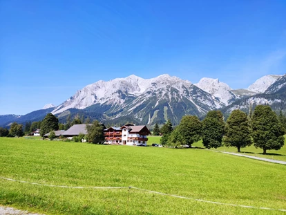 Hundehotel - Tauplitz - Almfrieden Hotel & Romantikchalet