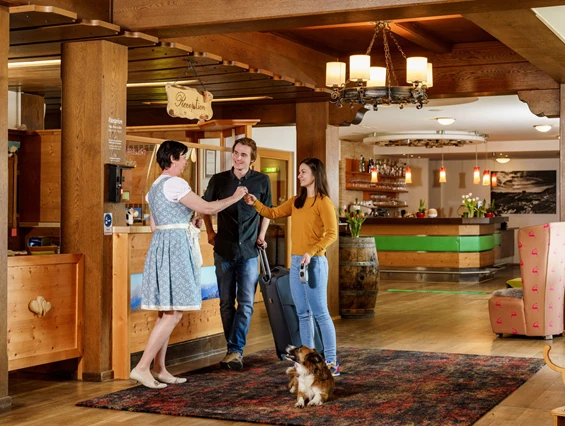 Urlaub-mit-Hund: Almfrieden Hotel & Romantikchalet - Haus | Umgebung, Urlaub mit Hund
