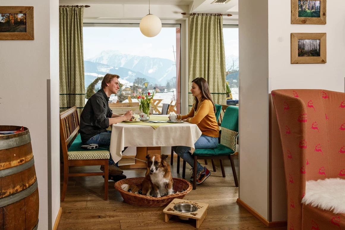 Urlaub-mit-Hund: Almfrieden Hotel & Romantikchalet - Essen | Trinken, Urlaub mit Hund