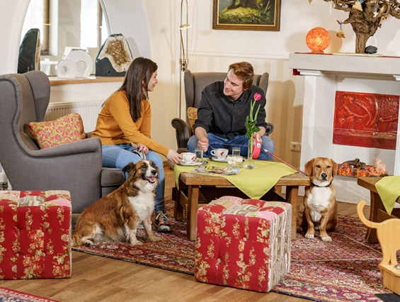 Urlaub-mit-Hund: Almfrieden Hotel & Romantikchalet - Haus | Umgebung, Urlaub mit Hund