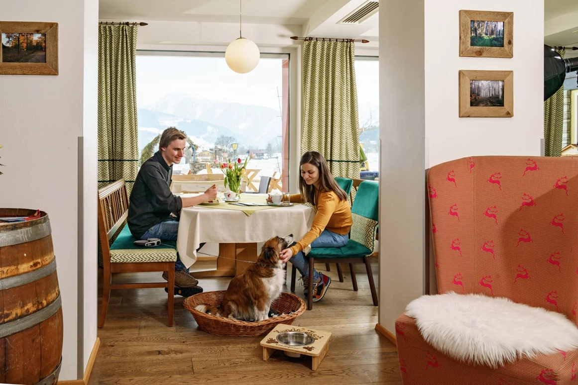 Urlaub-mit-Hund: Almfrieden Hotel & Romantikchalet - Essen | Trinken, Urlaub mit Hund