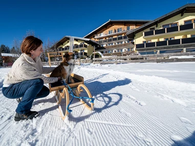 Urlaub-mit-Hund: Almfrieden Hotel & Romantikchalet - Haus | Umgebung, Urlaub mit Hund