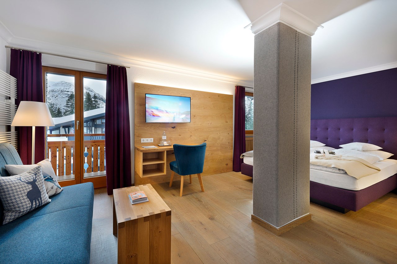 Sporthotel Petersboden & Chalet Hohe Welt - luxury apartments Oberlech Zimmerkategorien Petersboden: Luxus Doppelzimmer mit Balkon (ca. 30m²)