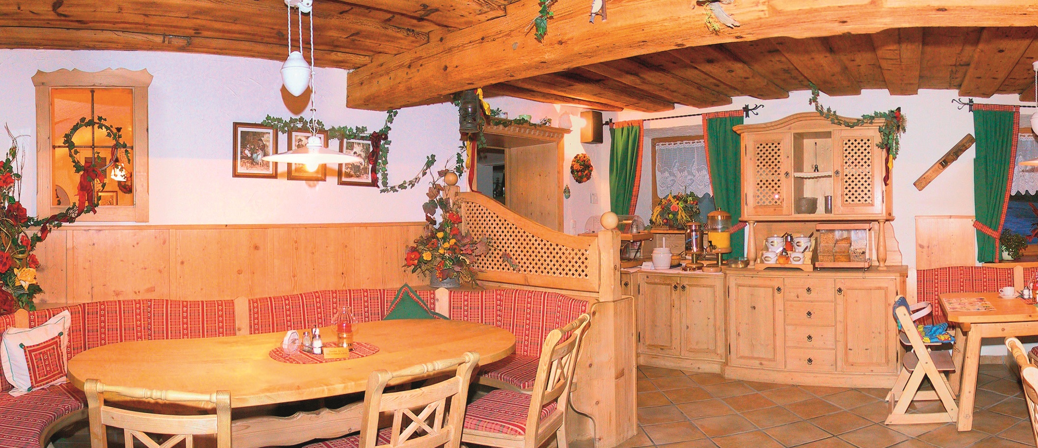 Urlaub-mit-Hund: Bauernstube - Hotel Wohlfühlpension Gell und Appartements - Wohnen | Schlafen