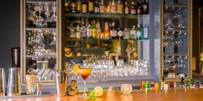 Hundehotel - Verpflegung: Halbpension - Sachsen - Bar Bellinis - Schlosshotel Althörnitz