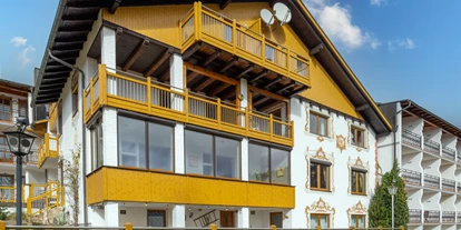 Hundehotel - Umgebungsschwerpunkt: Berg - Bernried (Landkreis Deggendorf) - Außenansicht - Hotel Riesberghof