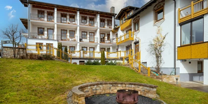 Hundehotel - Umgebungsschwerpunkt: Berg - Bernried (Landkreis Deggendorf) - Außenansicht - Hotel Riesberghof