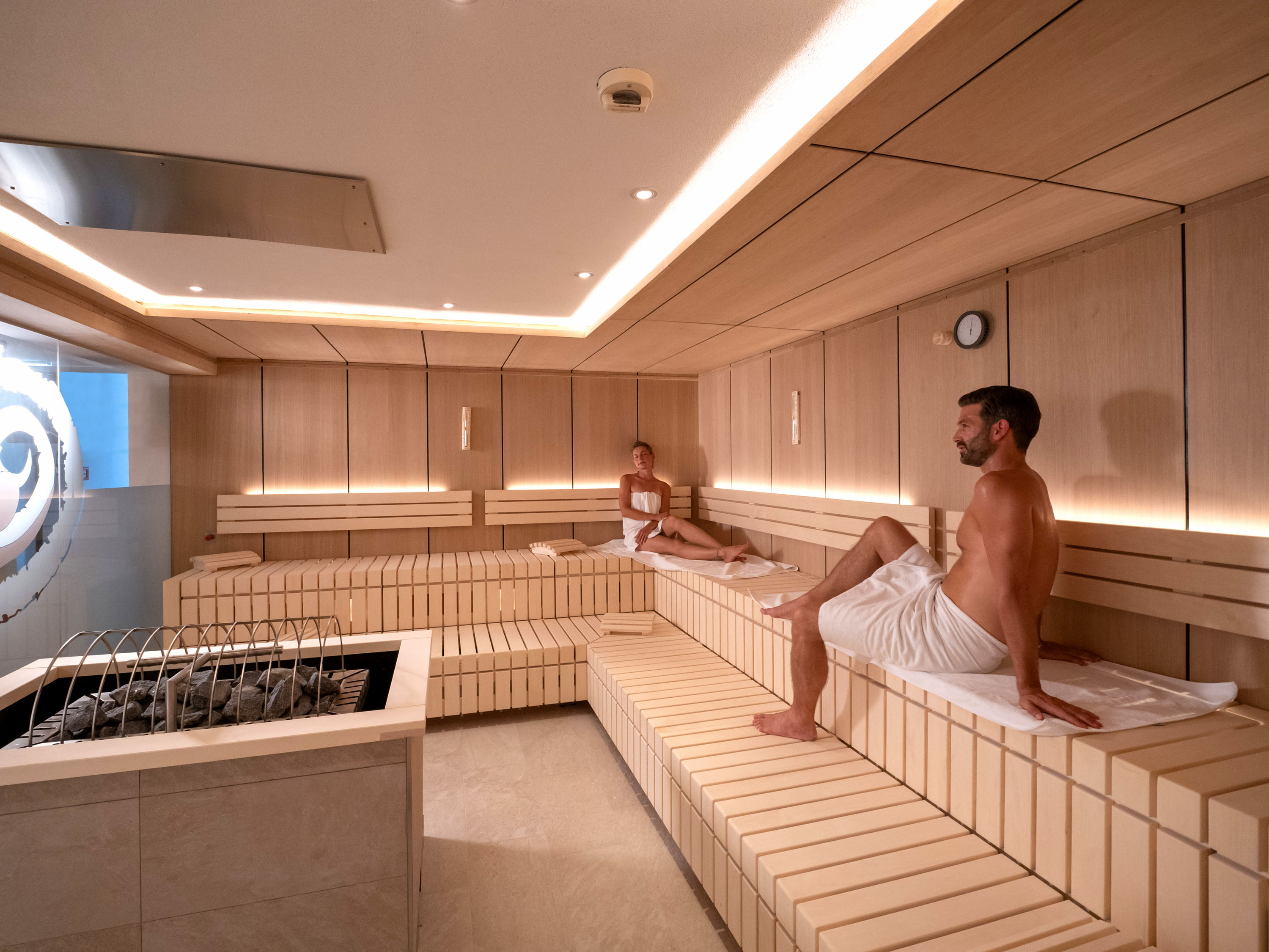 Urlaub-mit-Hund: In der Sauna - Adults only Alpenhotel Karwendel