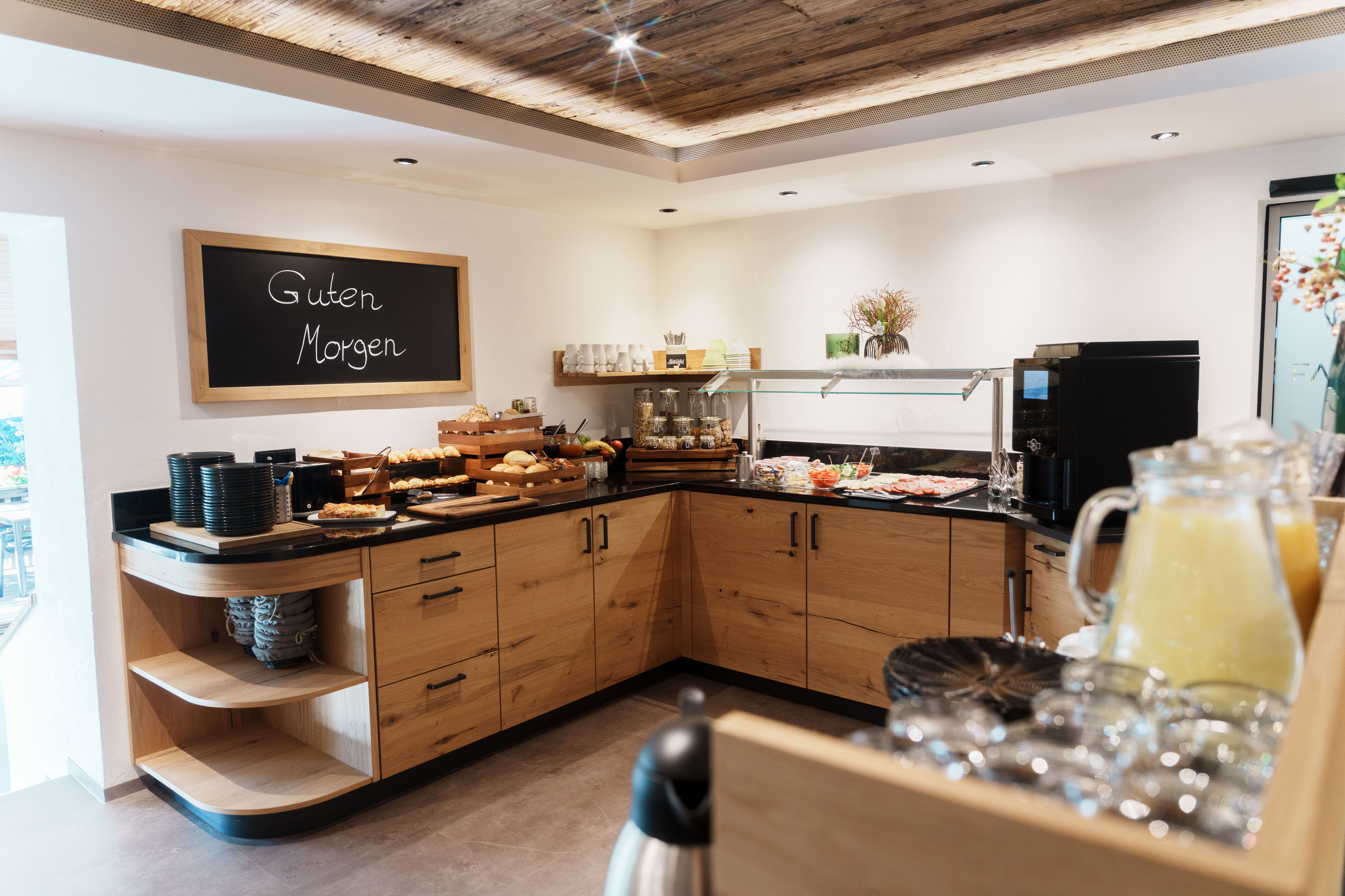 Urlaub-mit-Hund: Frühstücksbuffet - Gästehaus Falkenau
