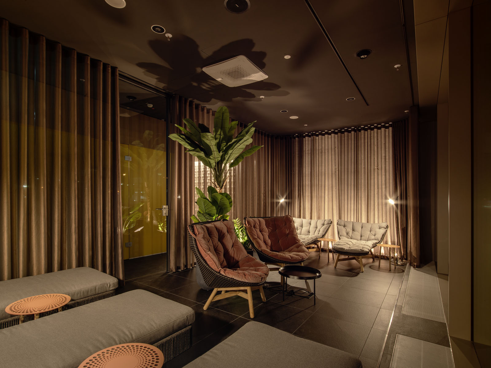 Urlaub-mit-Hund: b'mine Frankfurt Airport