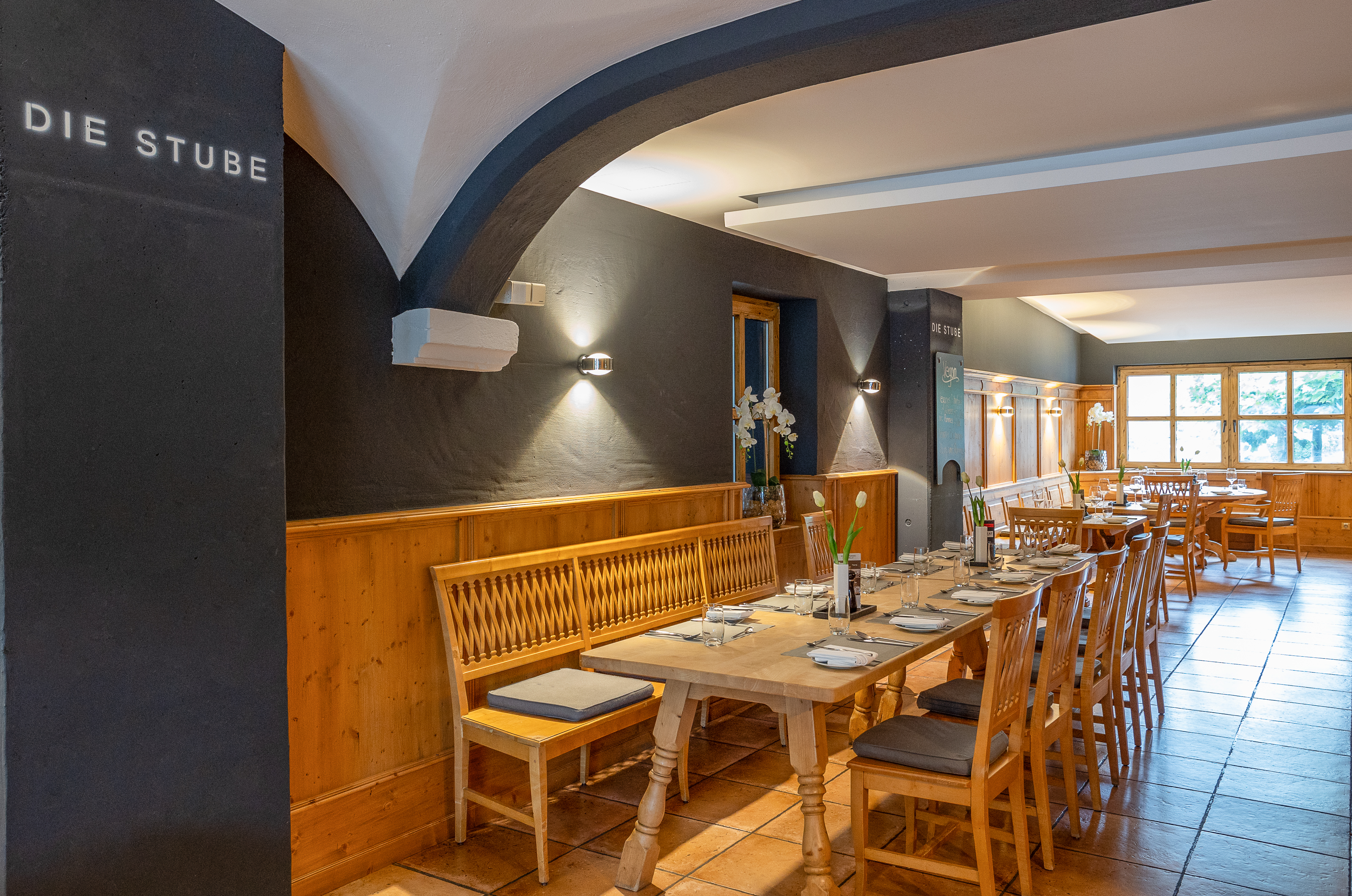 Urlaub-mit-Hund: &REPEAT Köln Airport