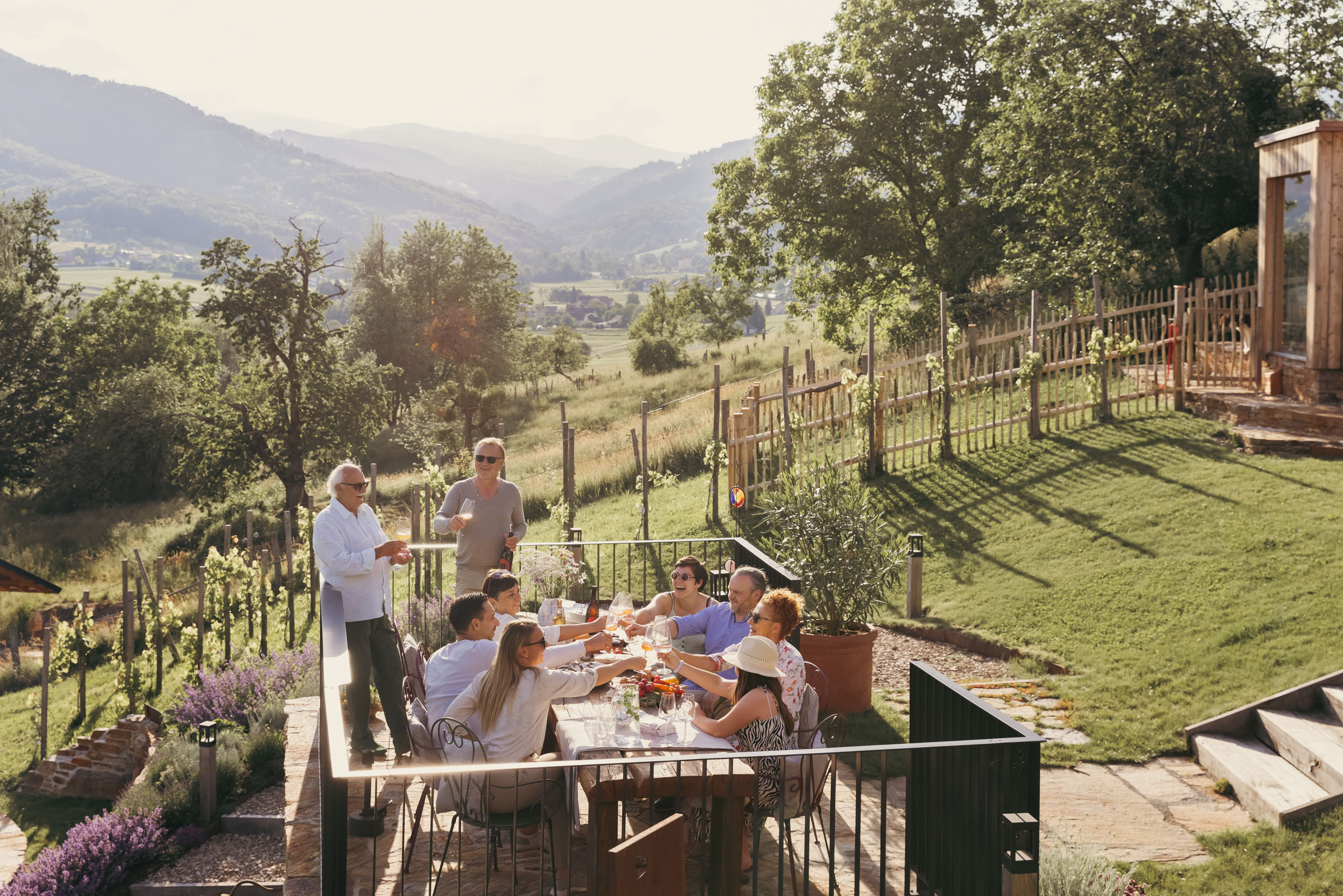 Urlaub-mit-Hund: Zusammenkommen, essen, trinken, plaudern - Am Wildbachberg