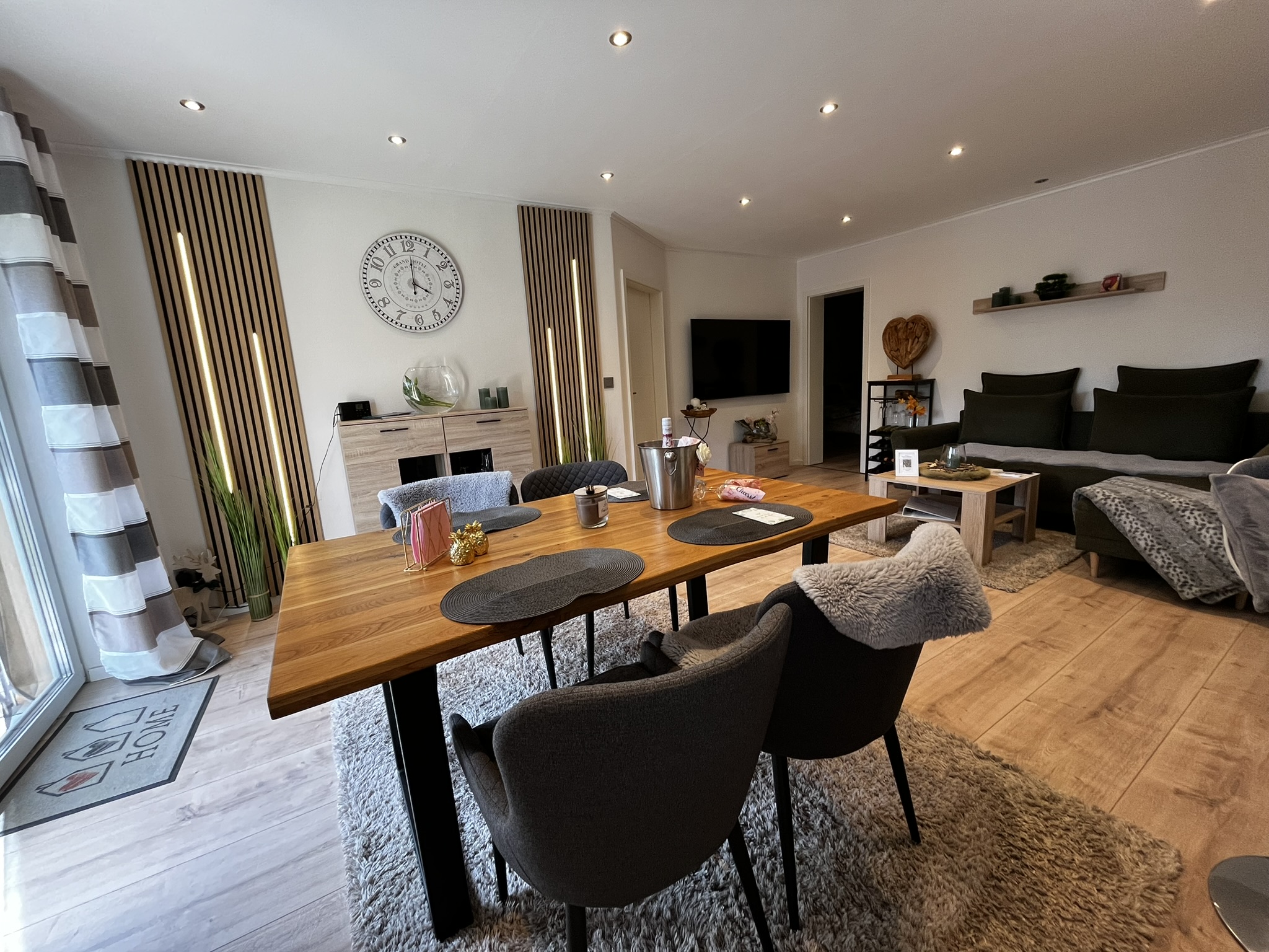 Urlaub-mit-Hund: Natur & Wellness Haus Oase - Wohnen | Schlafen