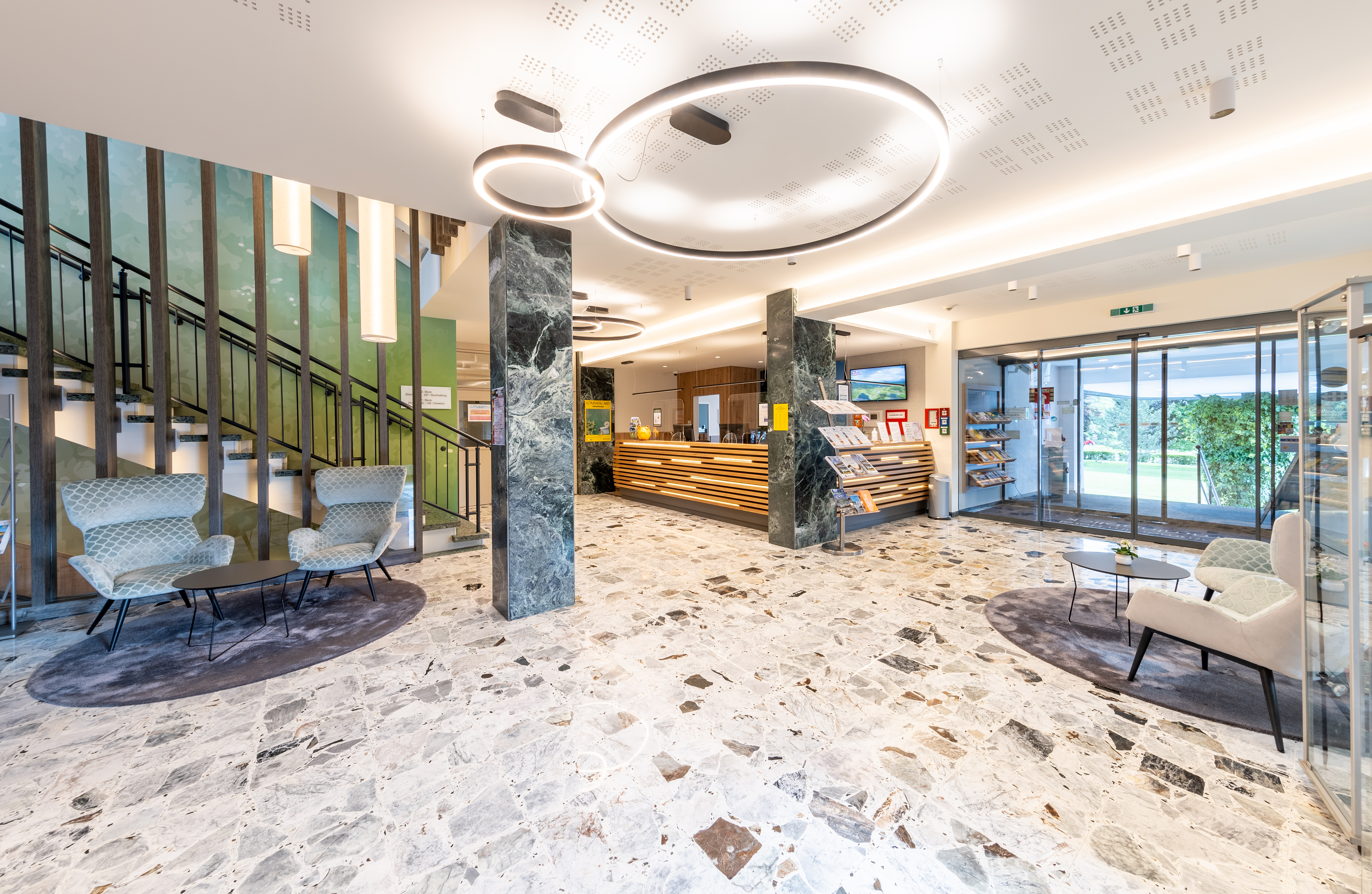 Urlaub-mit-Hund: Hotel Restaurant Grimmingblick - Lobby - Hotel Restaurant Grimmingblick