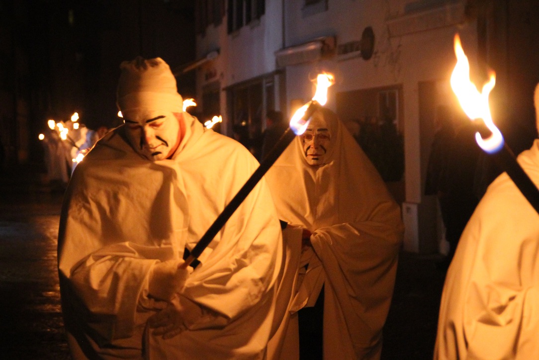 Urlaub-mit-Hund: Fasnacht / Karneval / Fasching am Hochrhein  - Sapia Hotel Rheinsberg