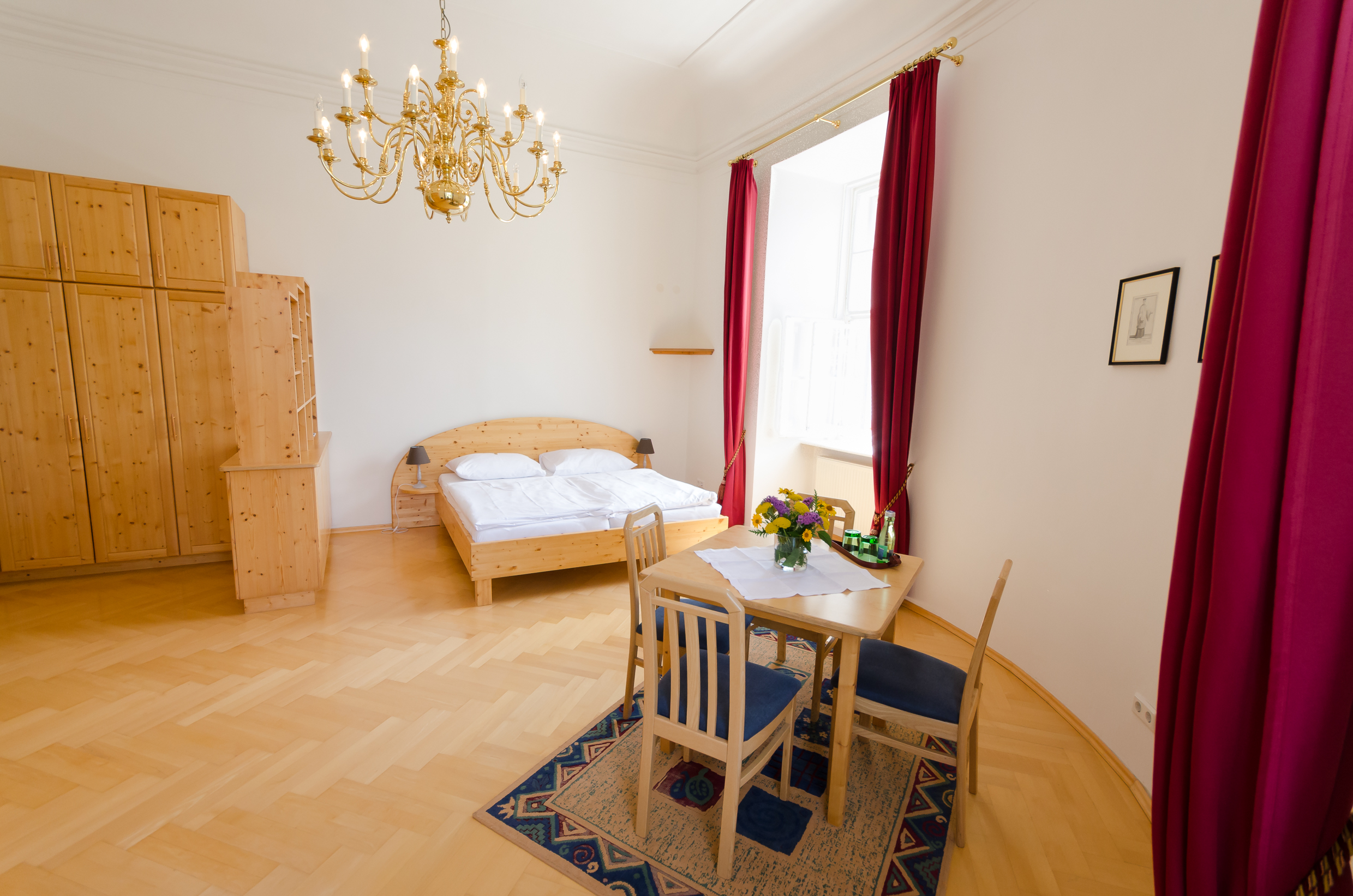 Schloss Gumpoldskirchen Zimmerkategorien Dreibettzimmer