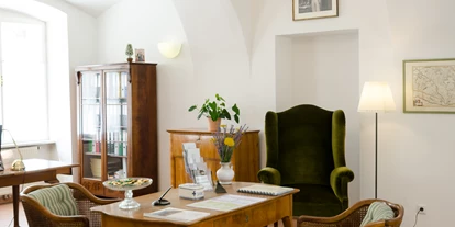 Hundehotel - Unterkunftsart: Hotel - Baden (Baden) - Die Rezeption - Schloss Gumpoldskirchen