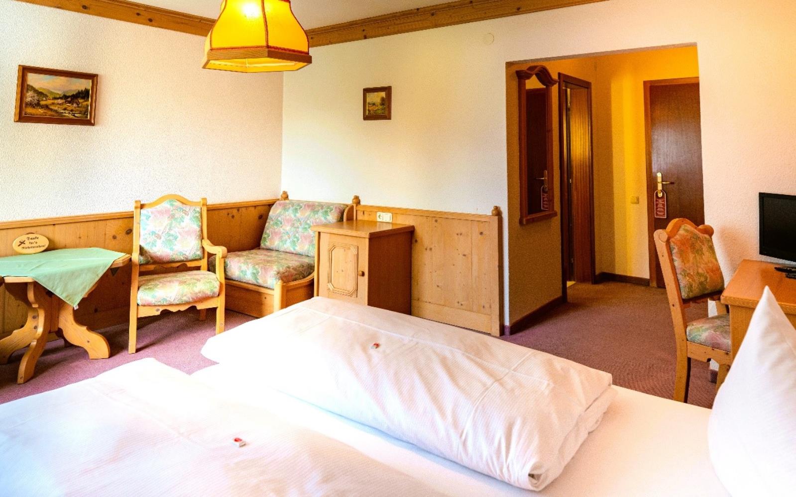 Gasthof Schwarzer Adler in Hägerau Zimmerkategorien Morgensonne