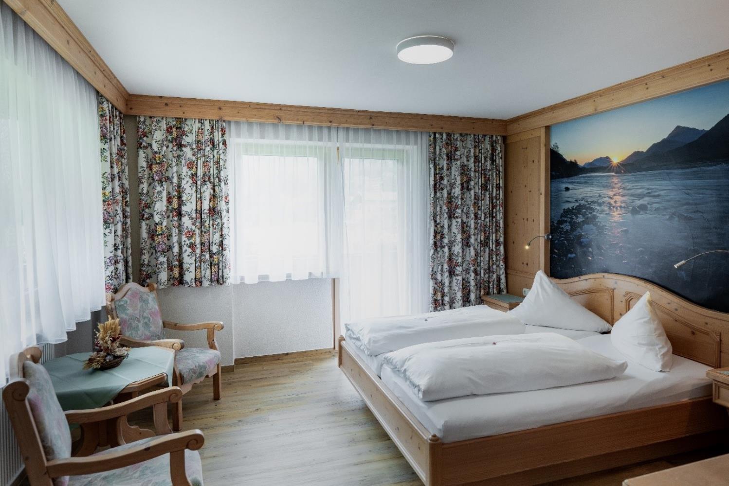 Gasthof Schwarzer Adler in Hägerau Zimmerkategorien Wasserfall