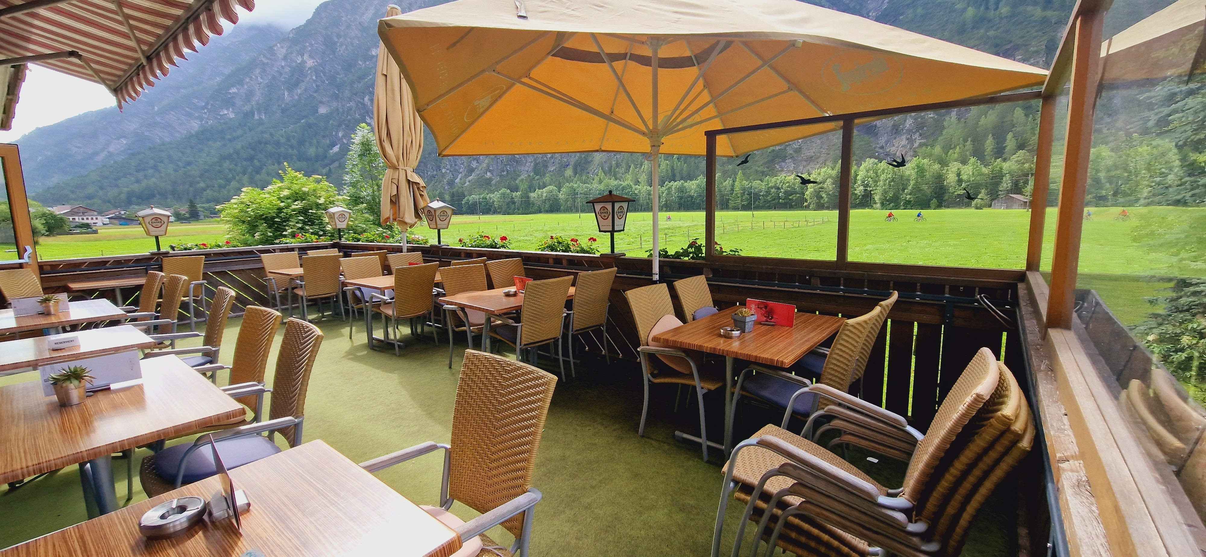 Hundehotel - Hund im Restaurant erlaubt - Sonthofen - Gasthof Schwarzer Adler in Hägerau