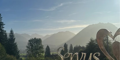 Hundehotel - Ofterschwang - Ein tolles Panorama von der Terrasse und unseren PanoramaSuiten aus - Panoramahotel Talhof Garni & more