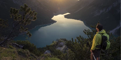 Hundehotel - Ofterschwang - Oberhalb des Plansee hat man einen tollen Ausblick! - Panoramahotel Talhof Garni & more