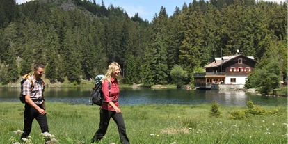 Hundehotel - Ofterschwang - Die Wanderung zum Frauensee ist immer eine gute Idee - Panoramahotel Talhof Garni & more