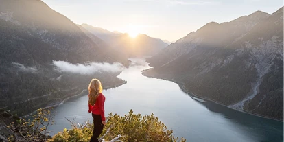 Hundehotel - Ofterschwang - Oberhalb des Plansee hat man einen tollen Ausblick! - Panoramahotel Talhof Garni & more