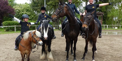 Hundehotel - Unterkunftsart: Appartement - Mecklenburg-Vorpommern - Reitunterricht Gruppe - Bernsteinland Barth