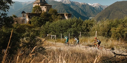 Hundehotel - Truden im Naturpark - Genussradtouren mit Ausblick - Piris Jagdhof - Dolce Vita Experience