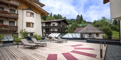 Hundehotel - Pools: Schwimmteich - Hotel Elisabeth Kirchberg