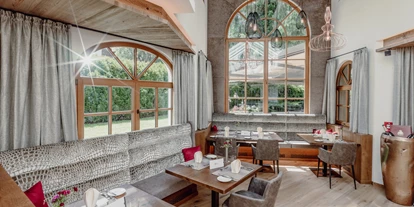 Hundehotel - Pools: Schwimmteich - Hotel Elisabeth Kirchberg