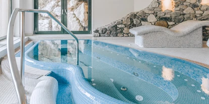 Hundehotel - Pools: Schwimmteich - Hotel Elisabeth Kirchberg