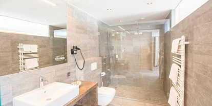 Hundehotel - Pools: Schwimmteich - Hotel Elisabeth Kirchberg