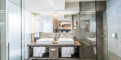 Hundehotel - Pools: Schwimmteich - Hotel Elisabeth Kirchberg