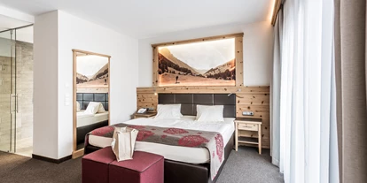 Hundehotel - Pools: Schwimmteich - Hotel Elisabeth Kirchberg