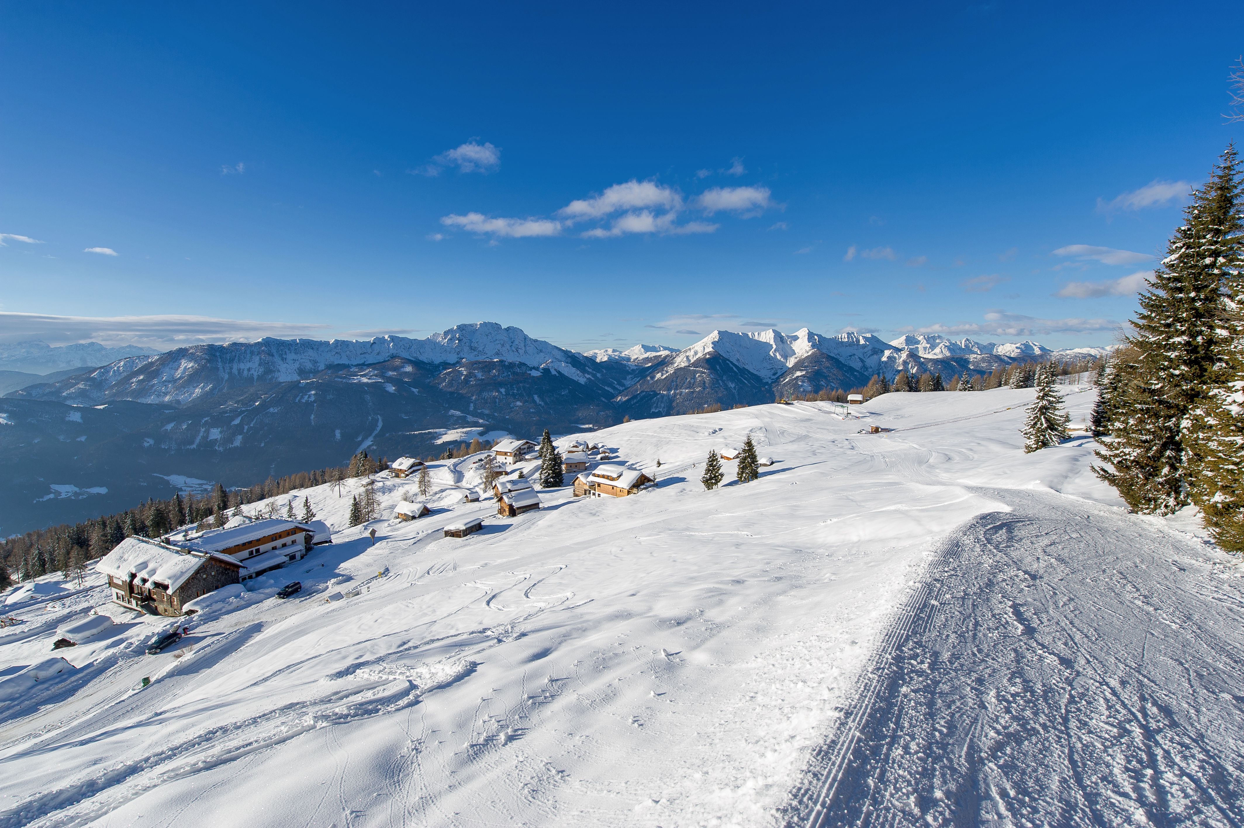 Ferienhaus mit Hund: Skigebiet Emberger Alm mit Almhütten - Beim Rauter – Emberger Alm